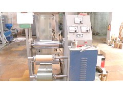 淋膜機和覆膜機有什么差異