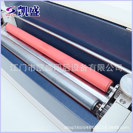 凱盛650多軸花紋淋膜機 4軸淋膜機 UV壓花機 相冊設備